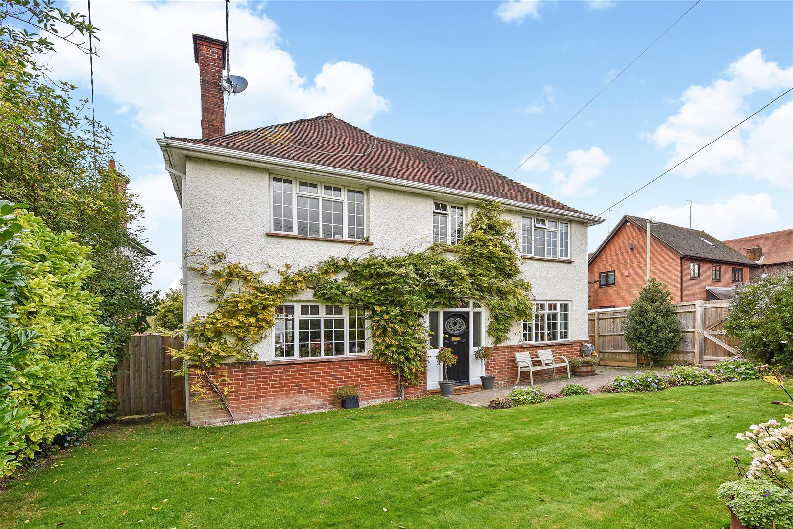 5 bedroom House (unspecified) For Sale