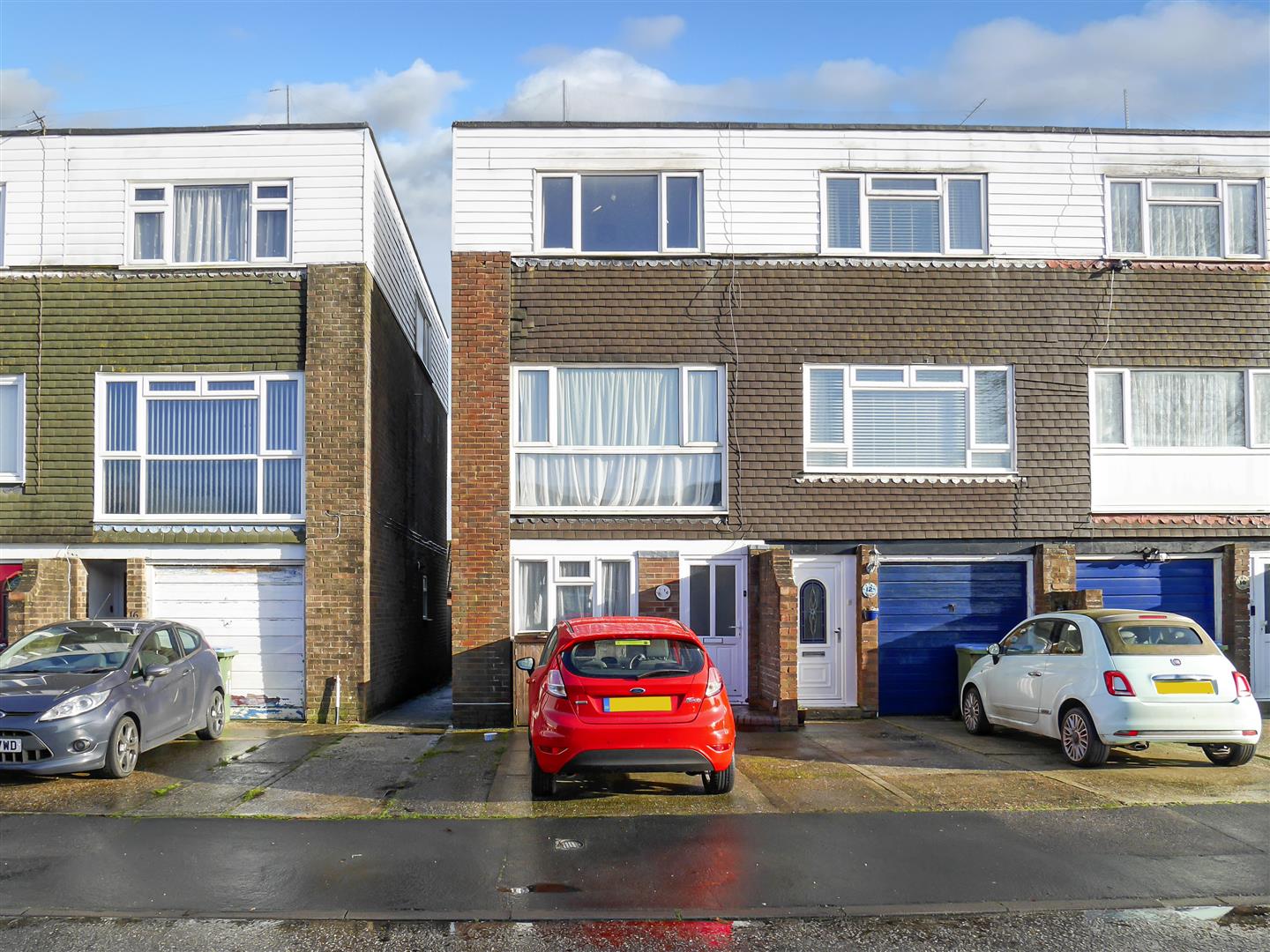 3 bedroom Town house For Sale