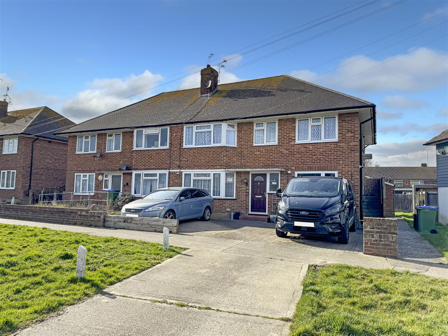 2 bedroom Apartment For Sale