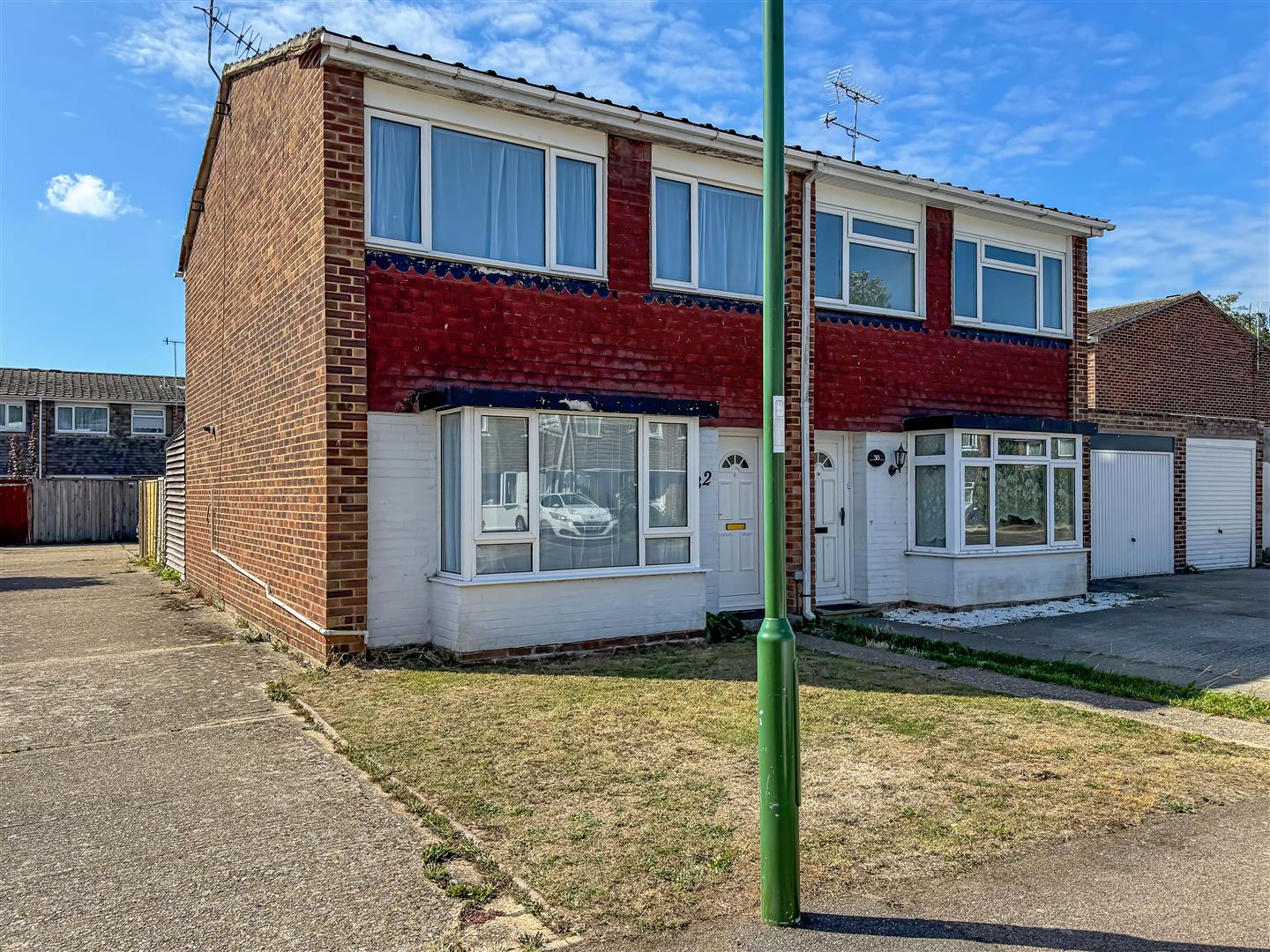 3 bedroom Semi-detached house For Sale