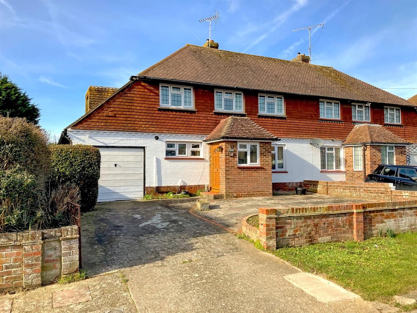 4 bedroom Semi-detached house For Sale