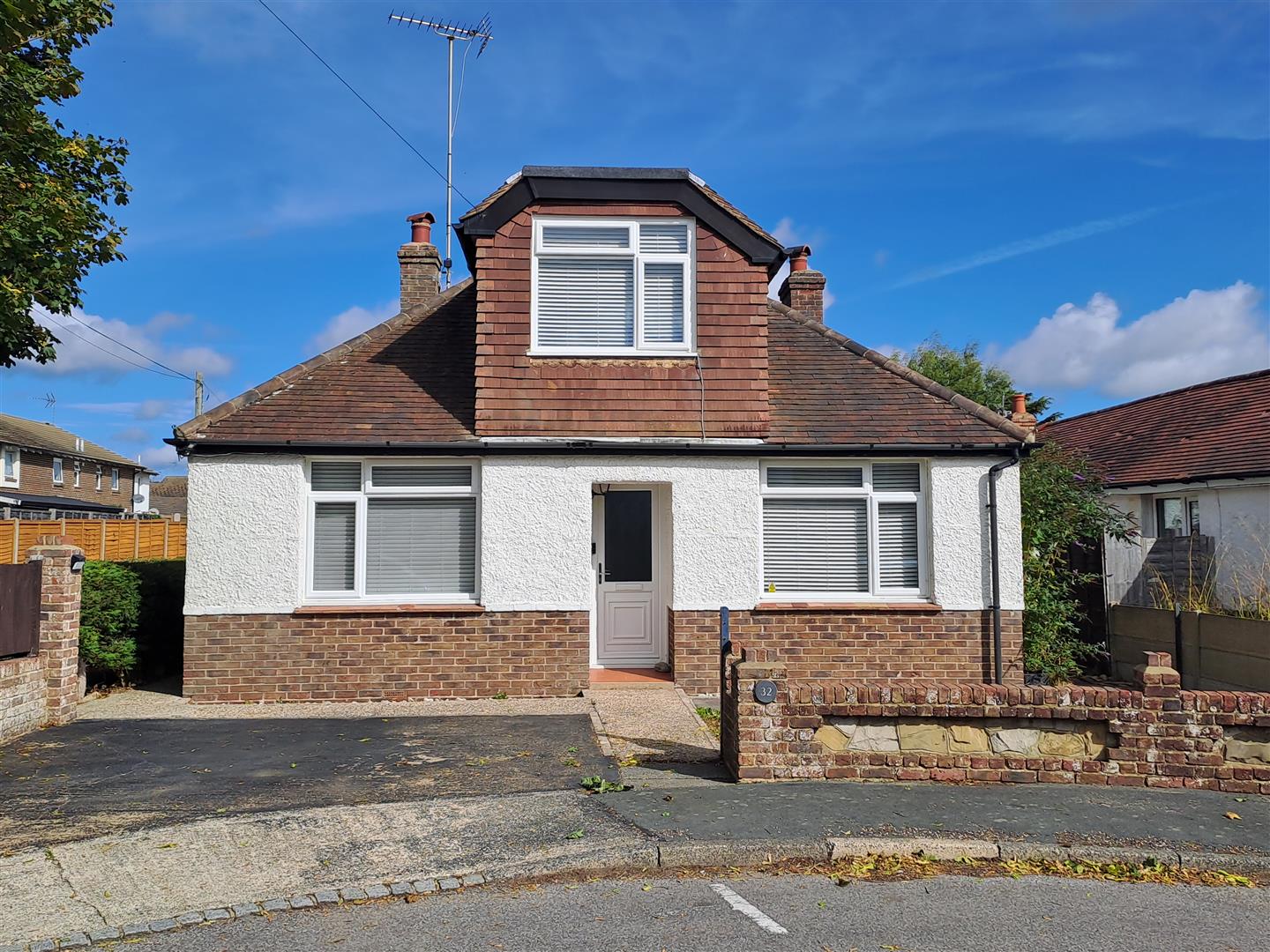 3 bedroom Bungalow For Sale