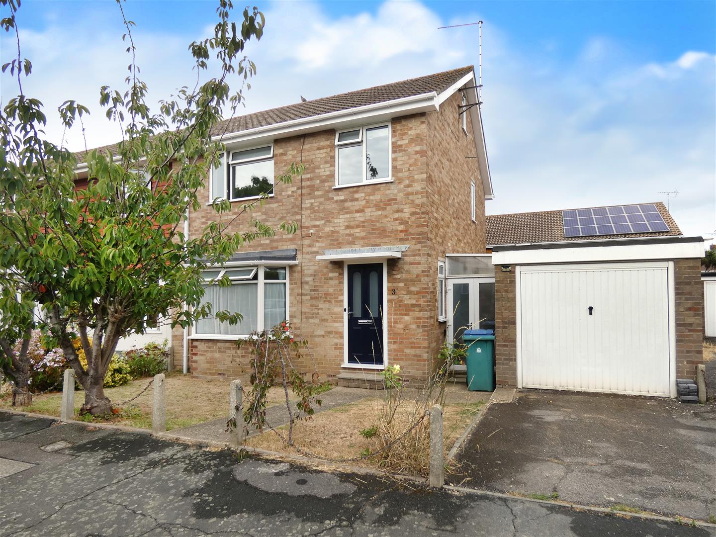 3 bedroom End of terrace house For Sale