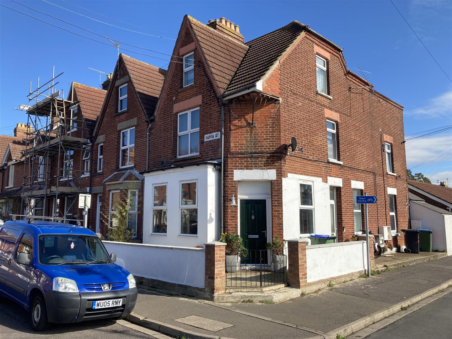 1 bedroom Flat For Sale