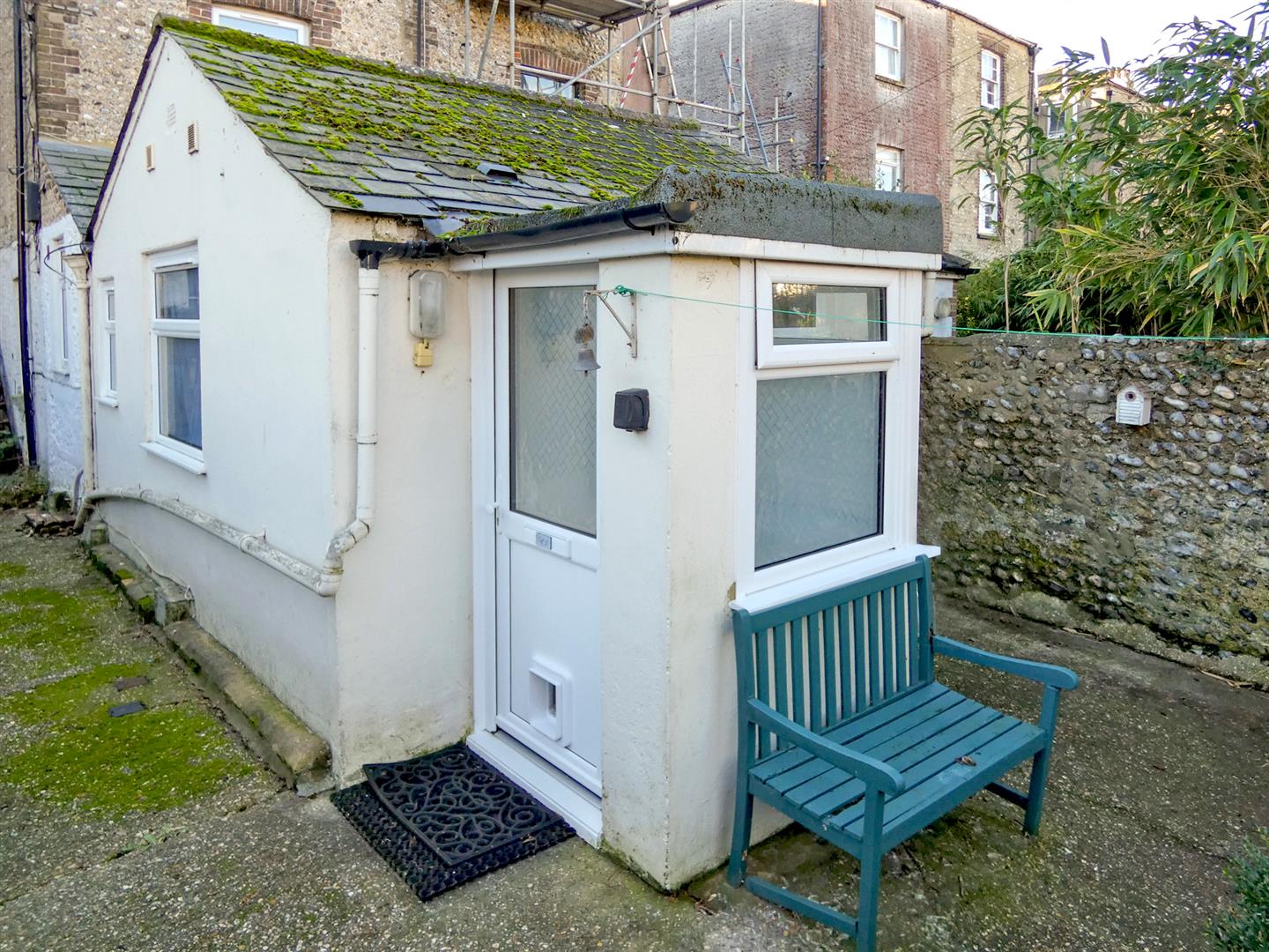 1 bedroom Flat For Sale