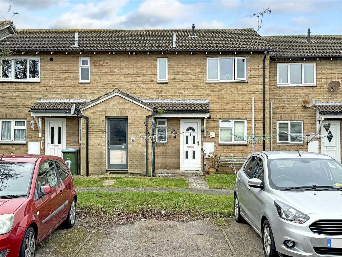 1 bedroom Apartment For Sale