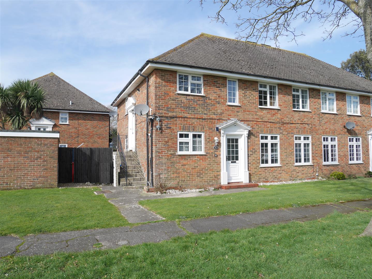 2 bedroom Apartment For Sale