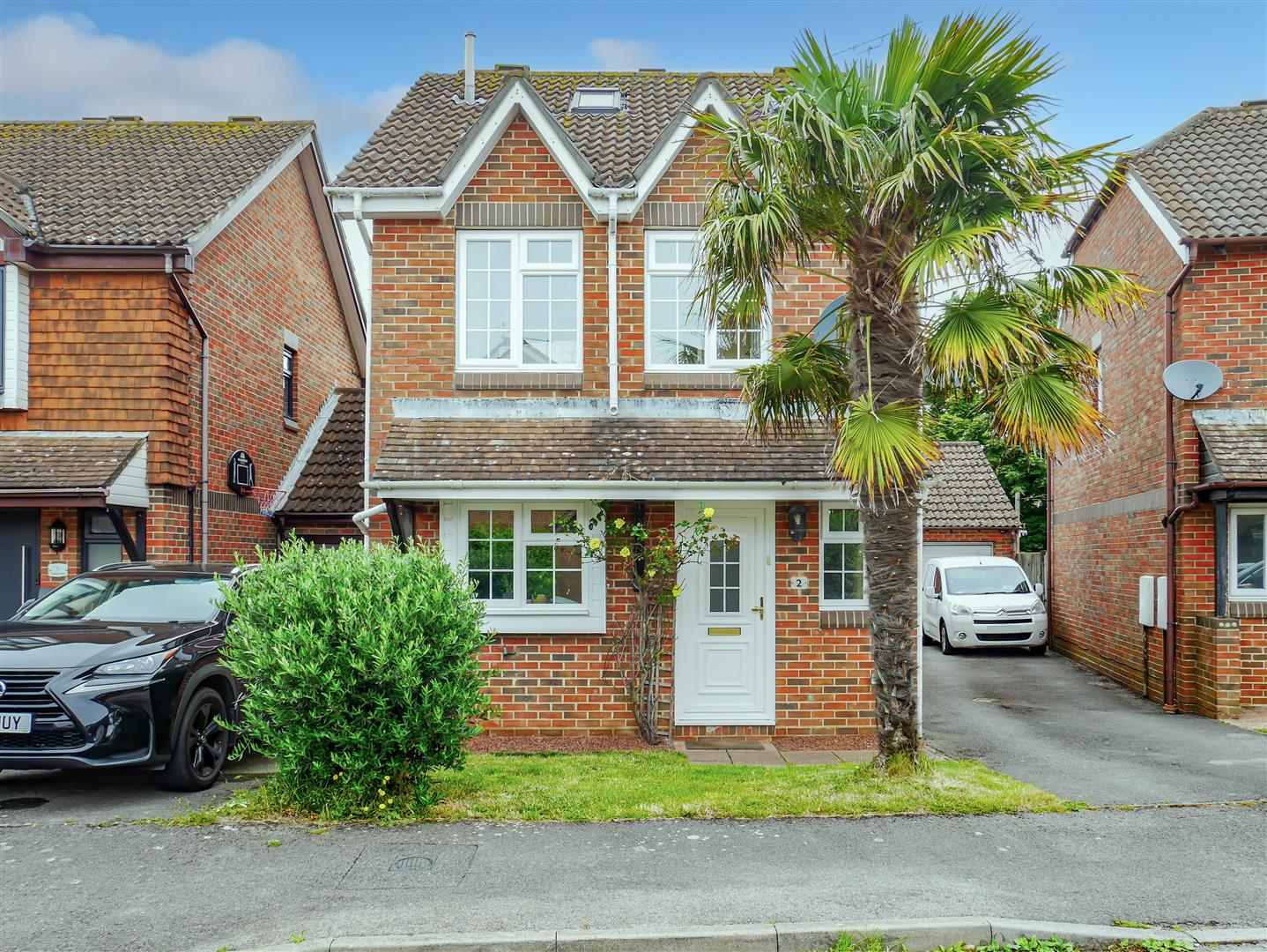 4 bedroom Link detached house For Sale