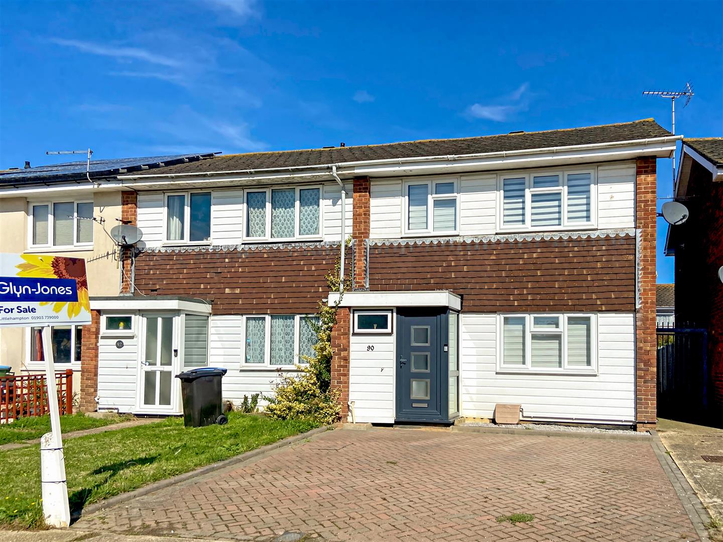 3 bedroom End of terrace house For Sale
