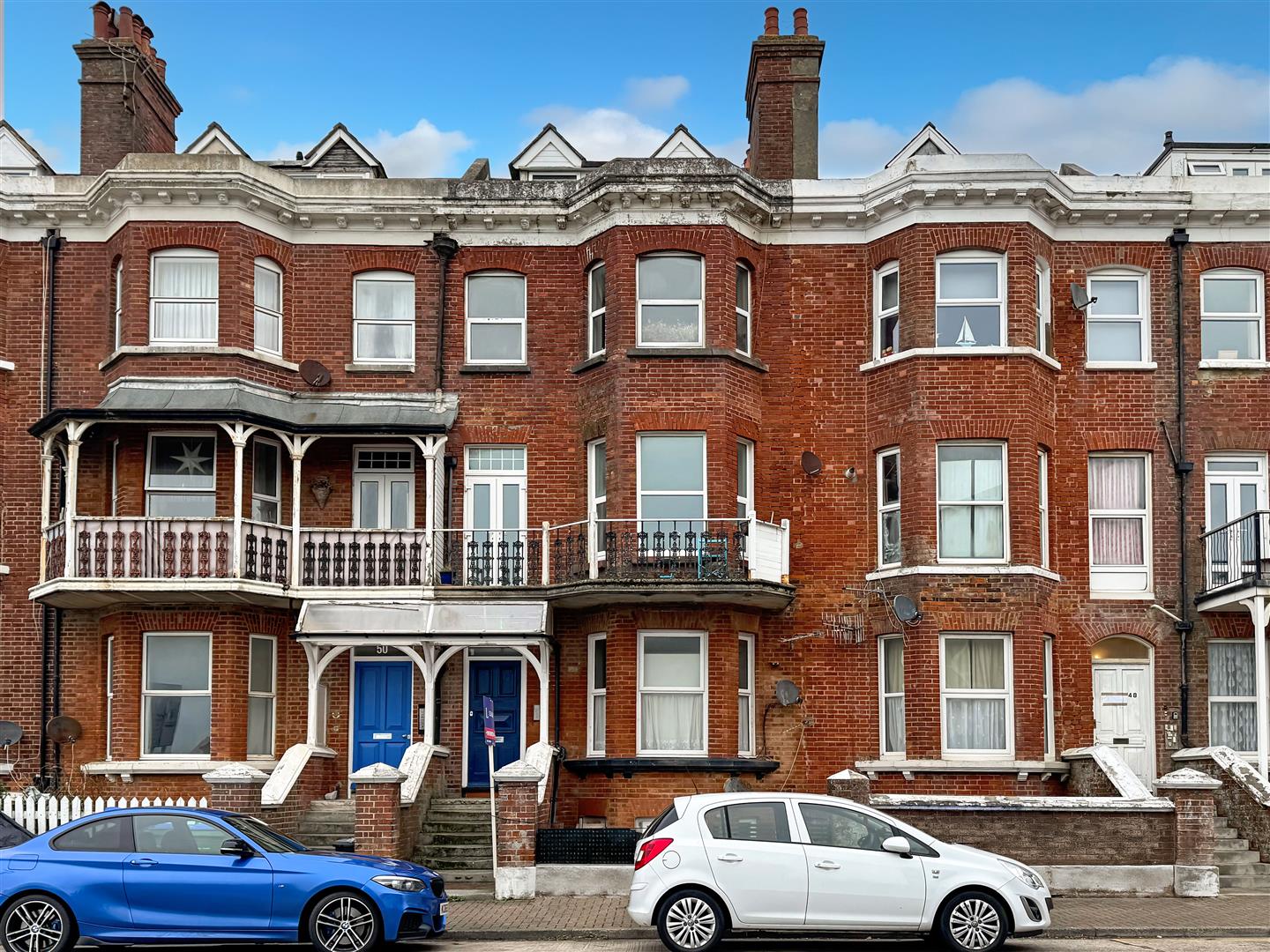 1 bedroom Apartment For Sale