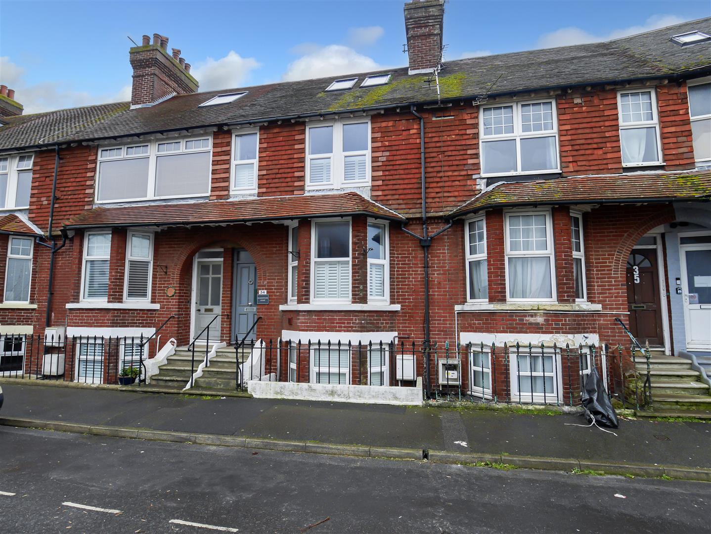 4 bedroom Town house For Sale