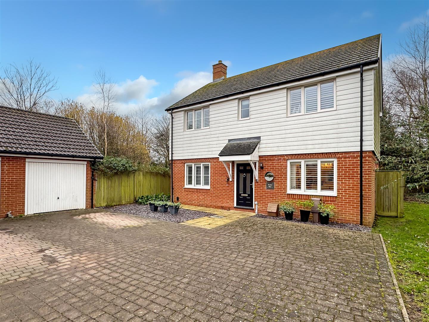 4 bedroom Detached house For Sale