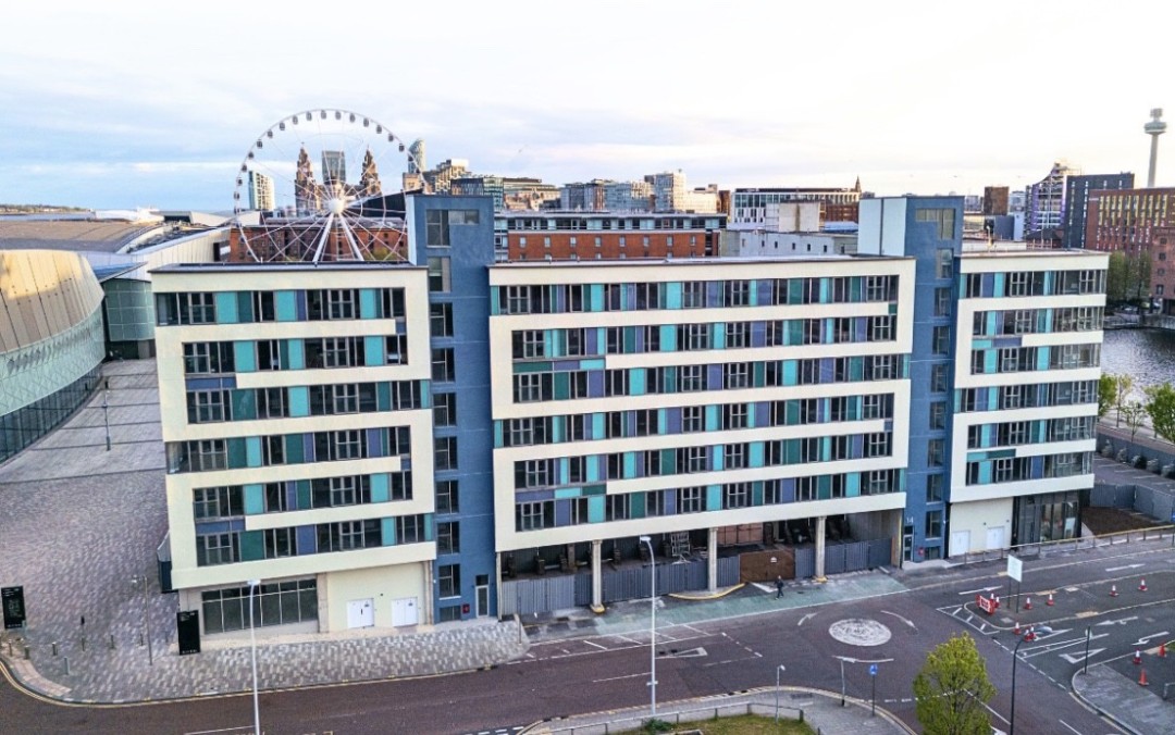 1 bedroom Flat For Sale