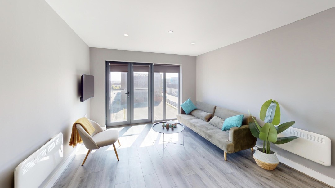 2 bedroom Flat For Sale
