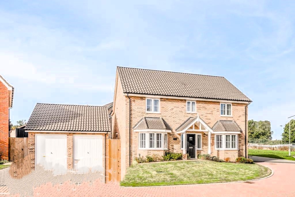 4 bedroom Detached house For Sale