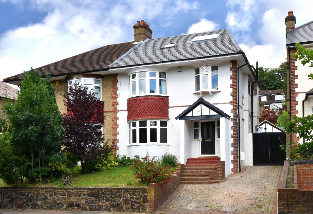 4 bedroom Semi-detached house For Sale