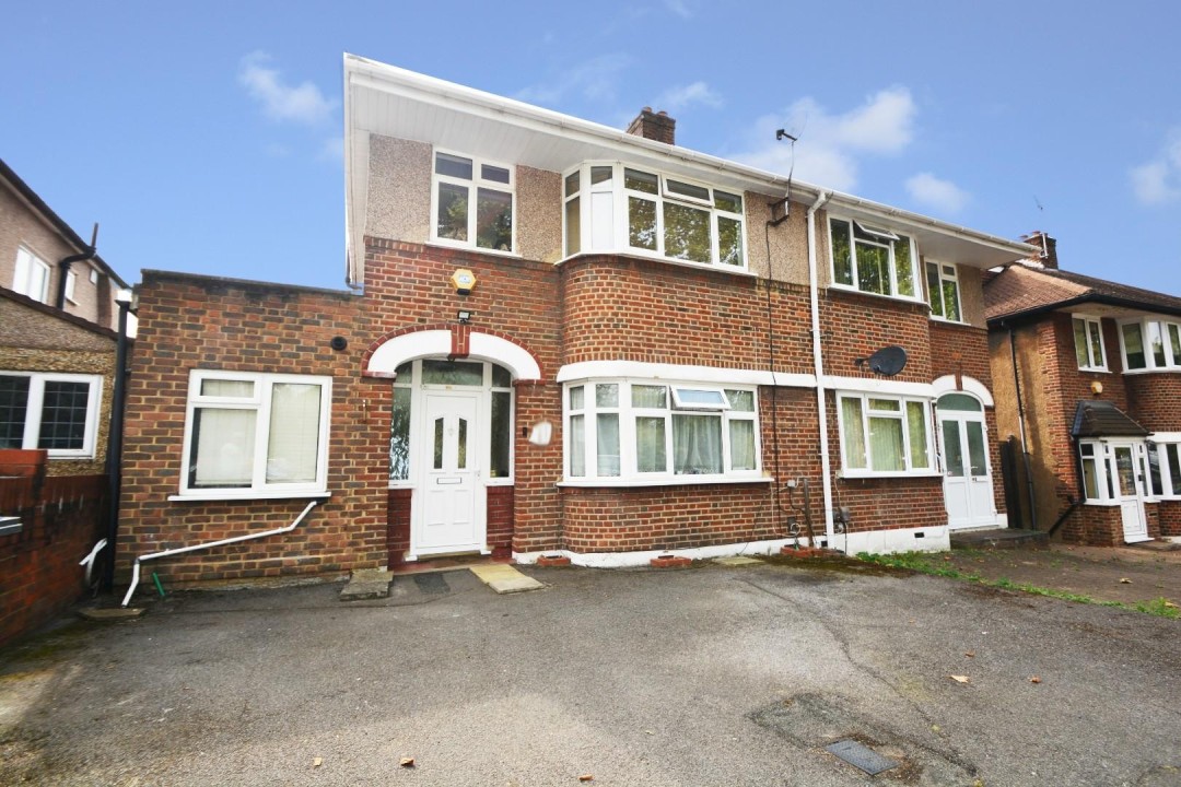 4 bedroom Semi-detached house Sold