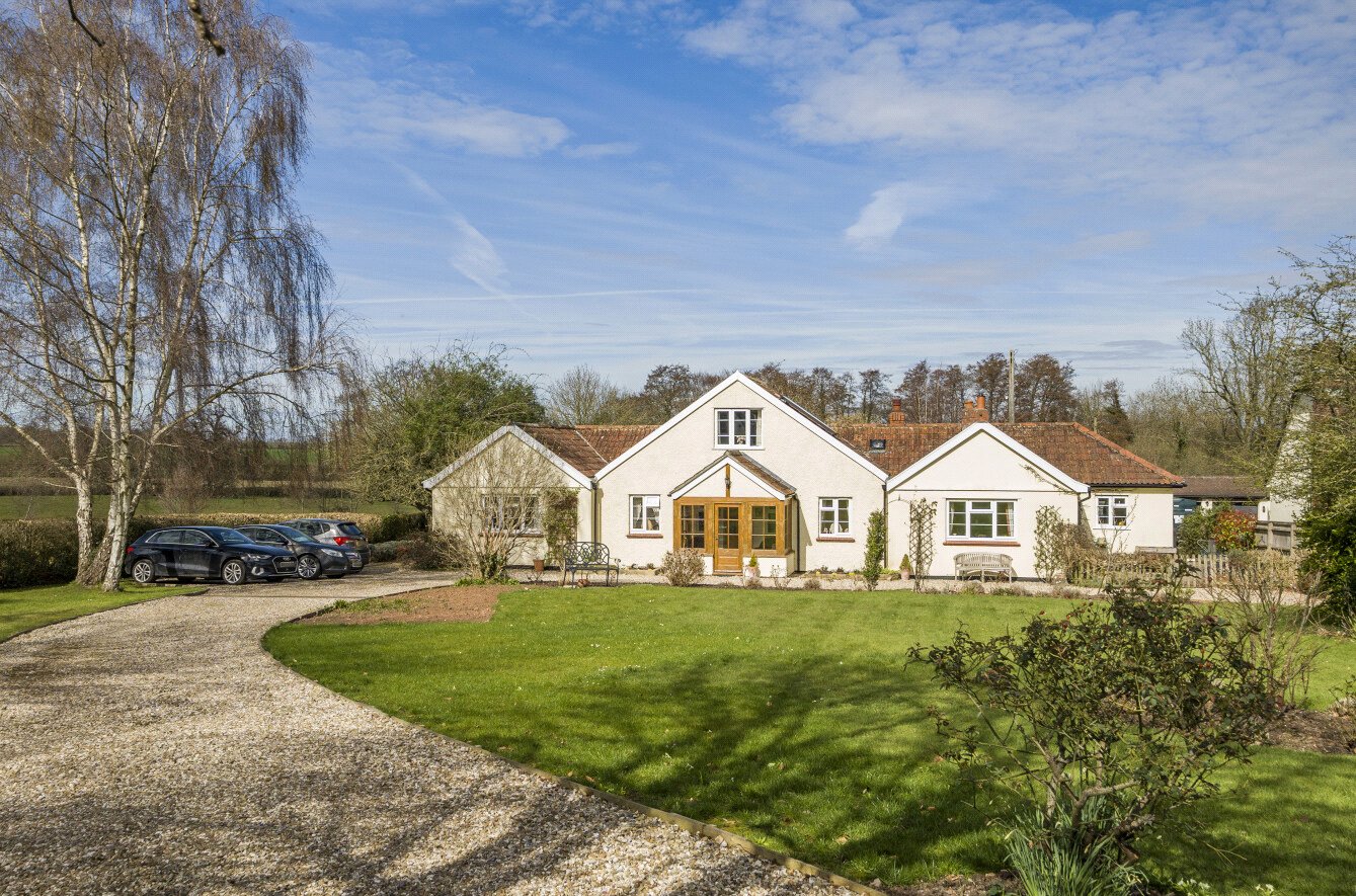 5 bedroom Detached bungalow Sold