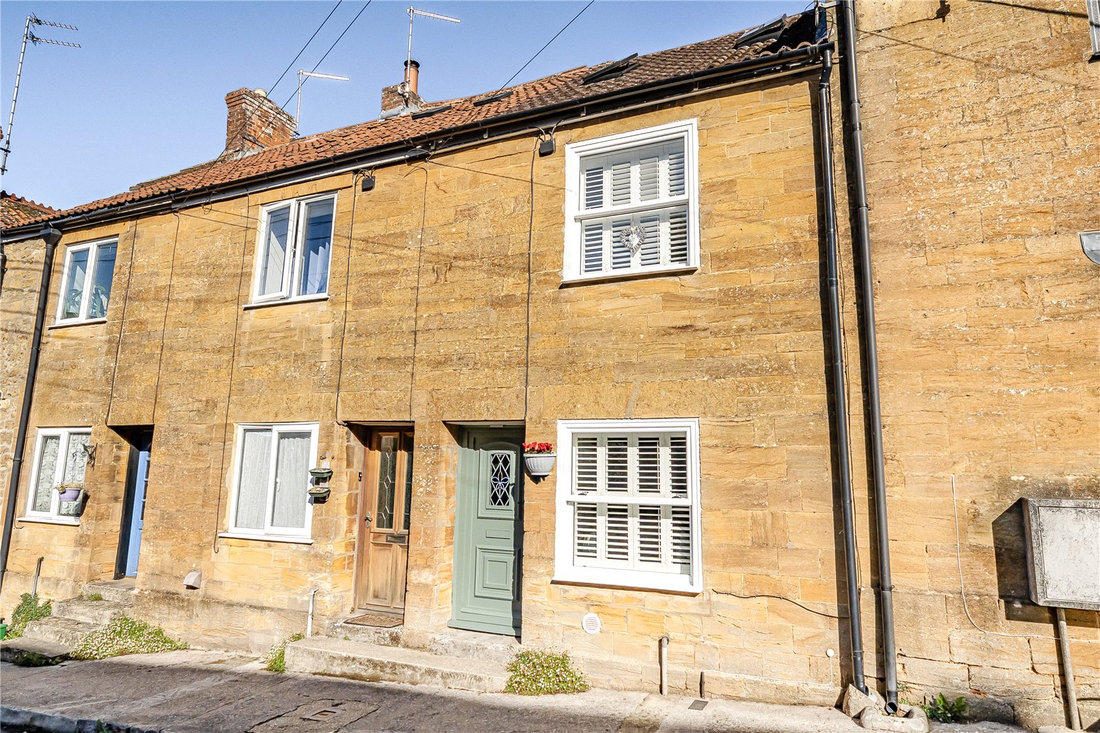 3 bedroom Cottage Under Offer