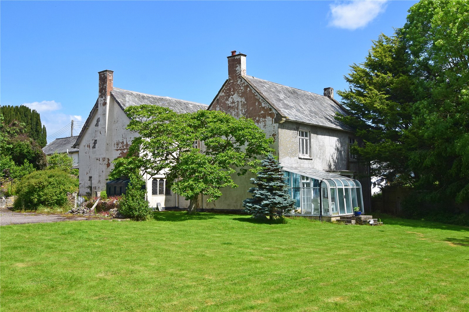 7 bedroom House (unspecified) For Sale