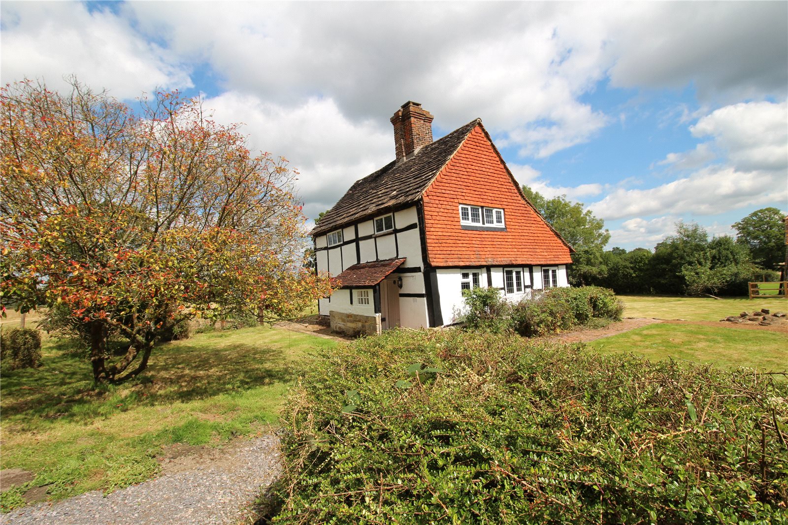 3 bedroom House (unspecified) Under Offer