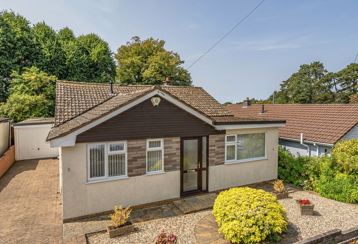 2 bedroom Detached bungalow Under Offer