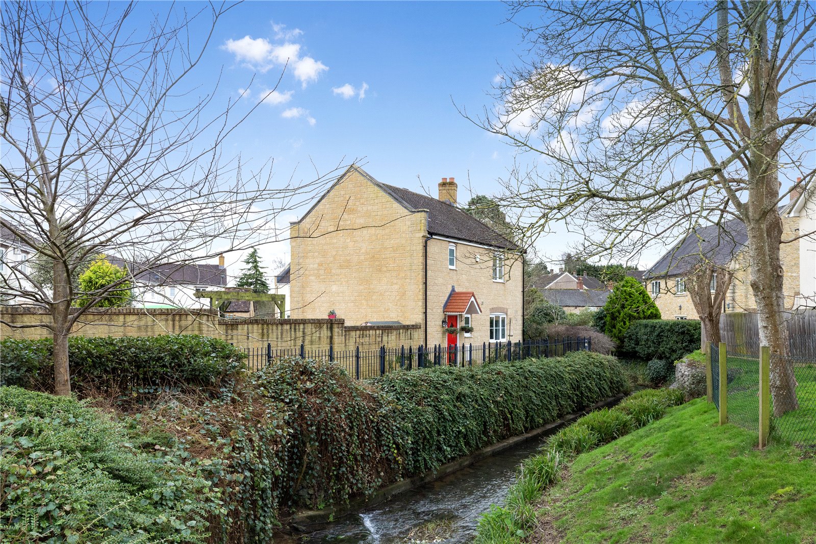 2 bedroom House (unspecified) Sold