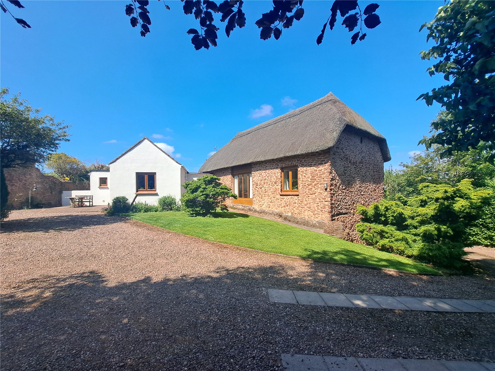 5 bedroom House (unspecified) Sold