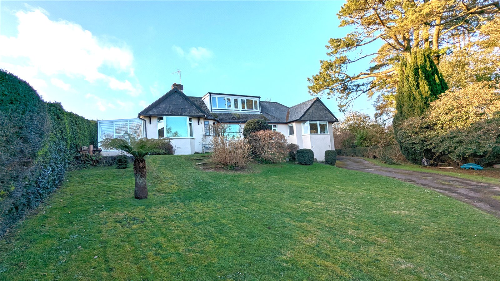 5 bedroom House (unspecified) For Sale