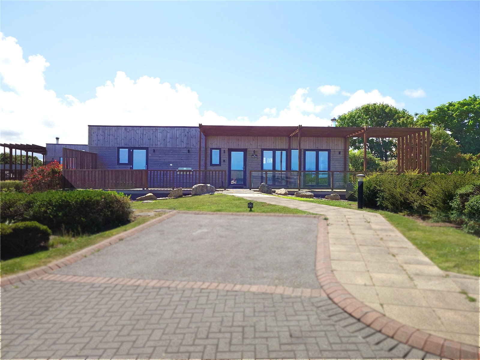 3 bedroom House (unspecified) For Sale
