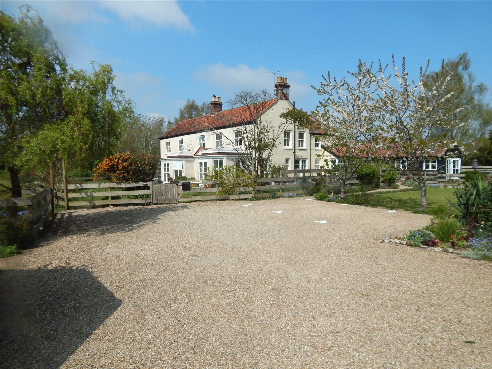 12 bedroom Flat Under Offer