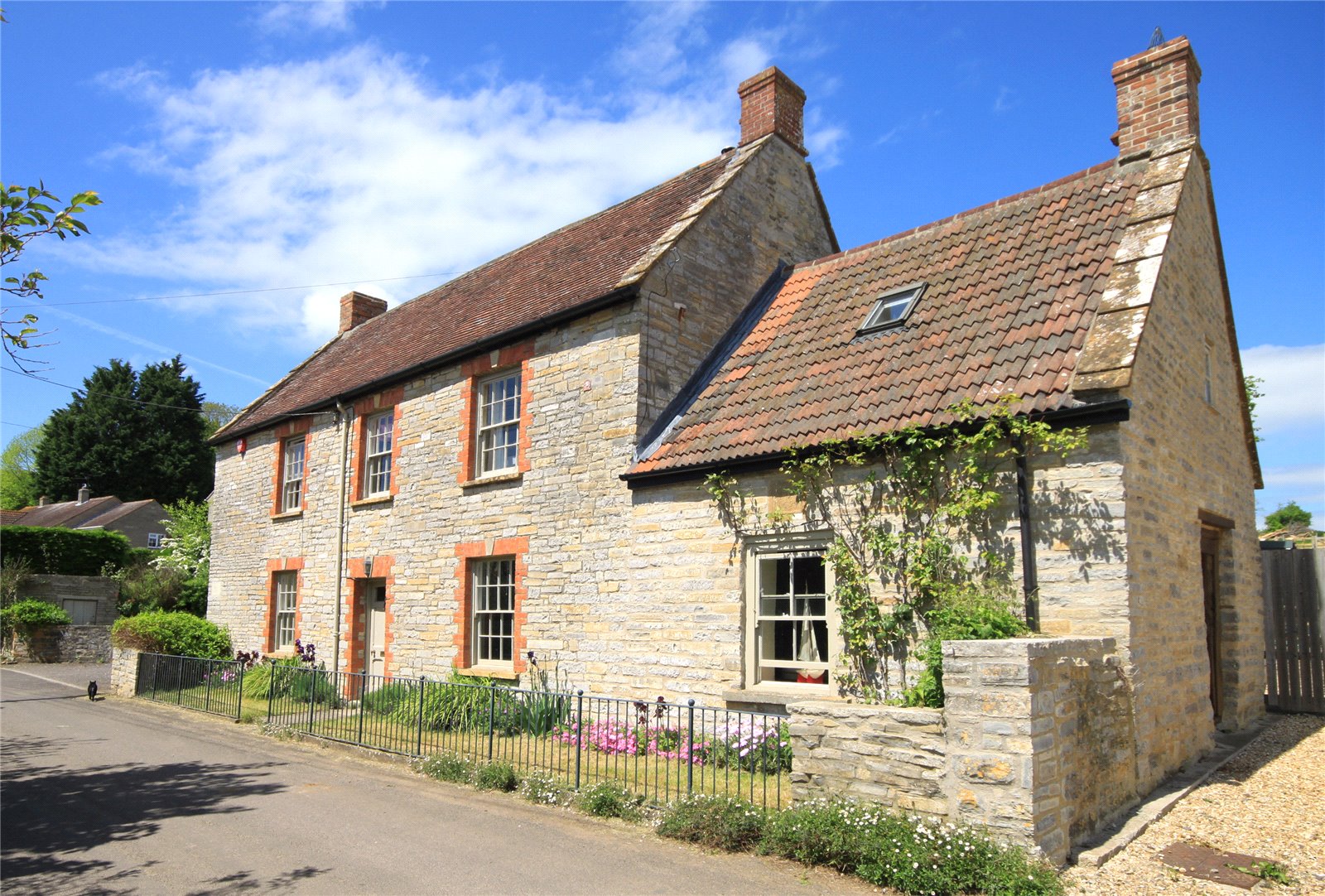 4 bedroom House (unspecified) Sold