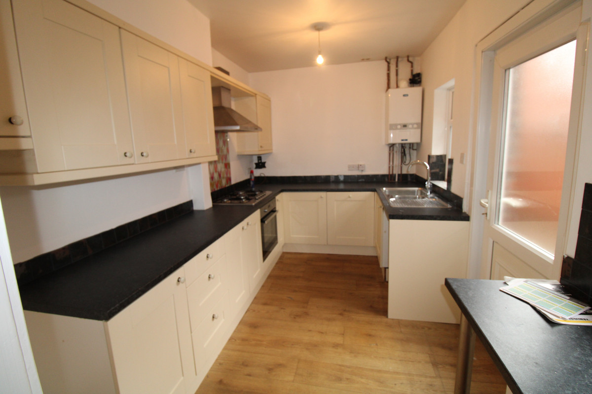 2 bedroom House (unspecified) To Let