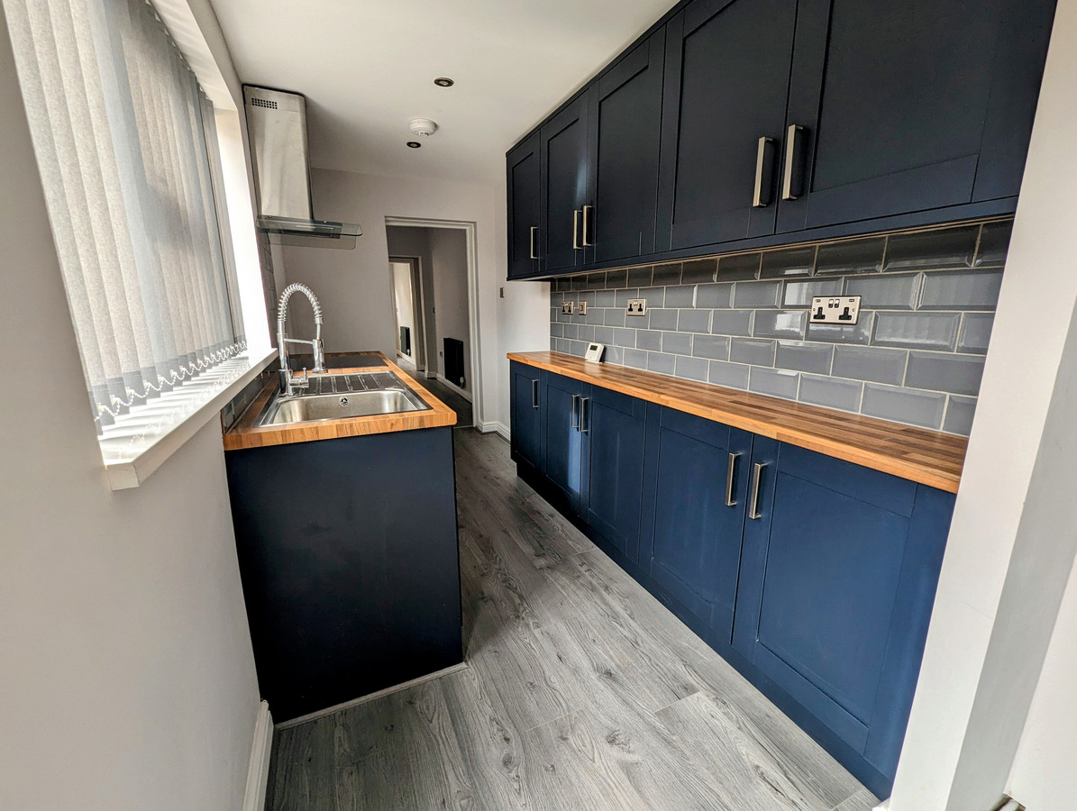 3 bedroom Terraced House To Let