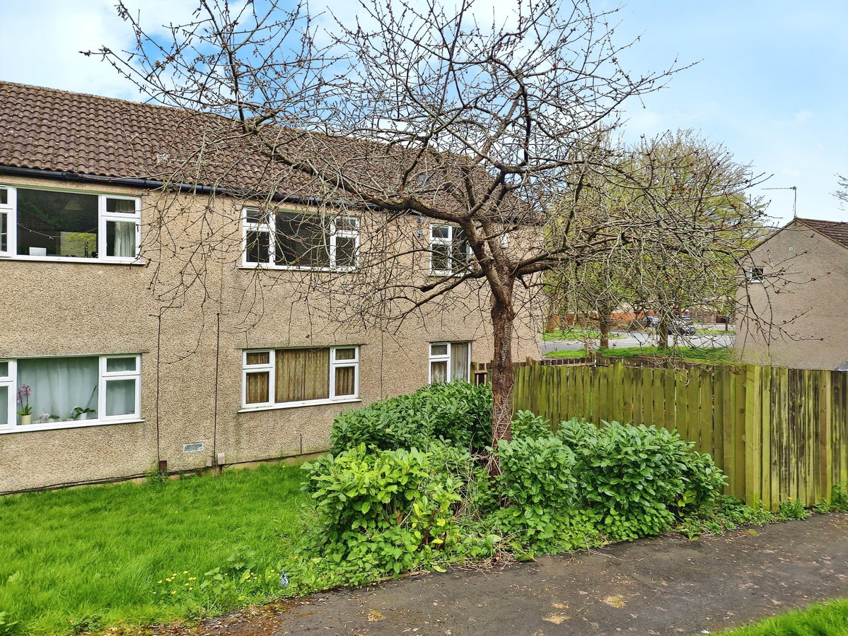1 bedroom Flat To Let