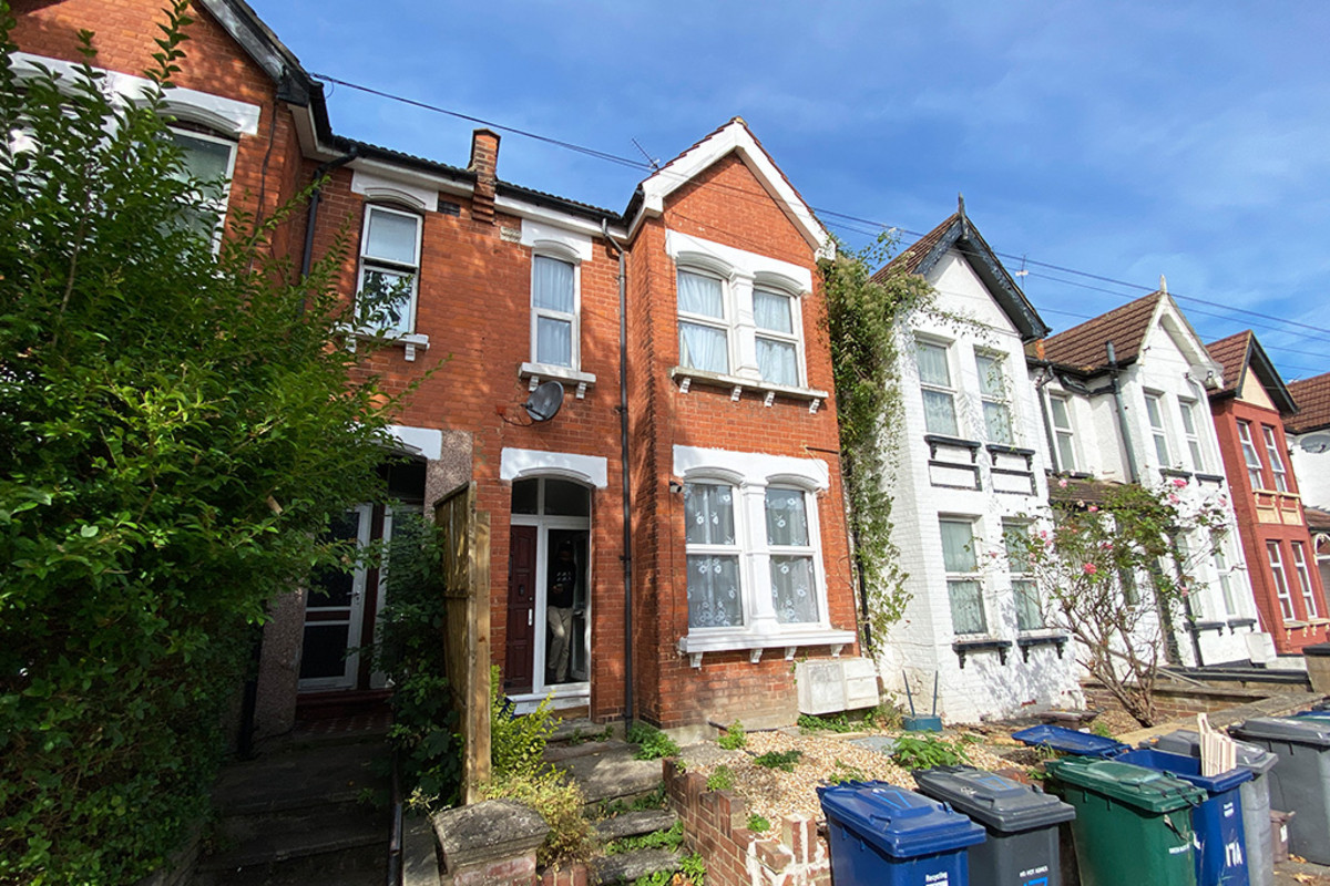 2 bedroom House (unspecified) To Let