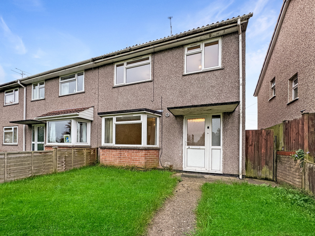 3 bedroom End of terrace house To Let