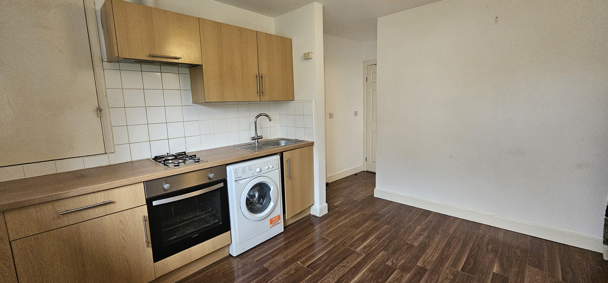1 bedroom Apartment To Let
