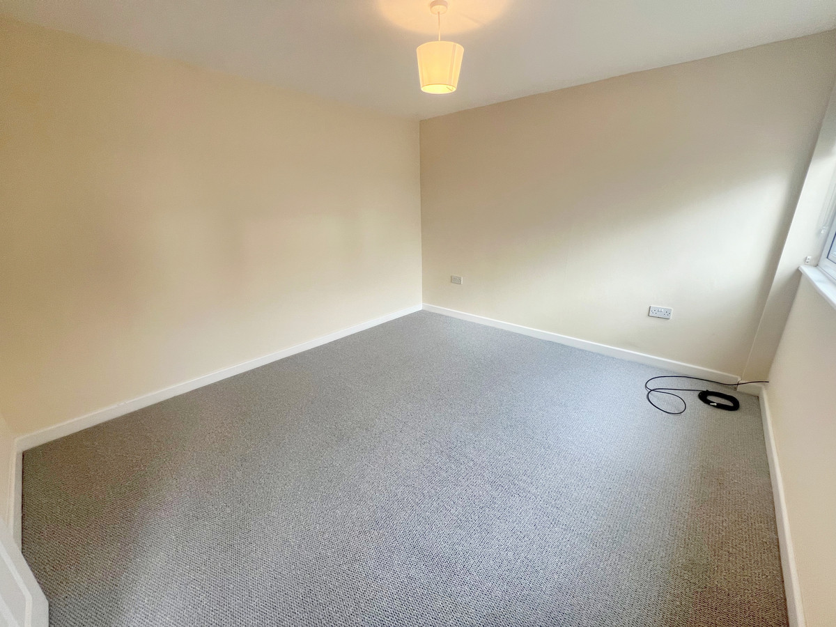 1 bedroom House (unspecified) To Let