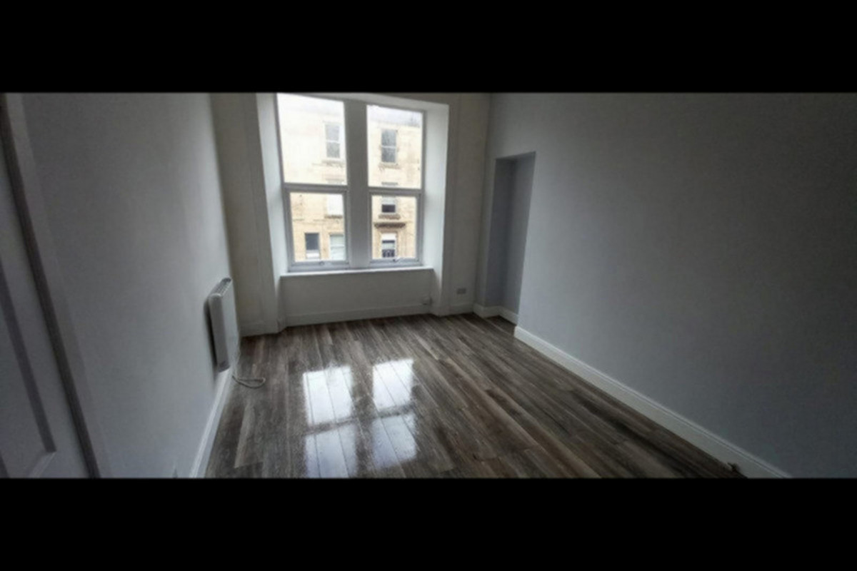 1 bedroom Flat To Let