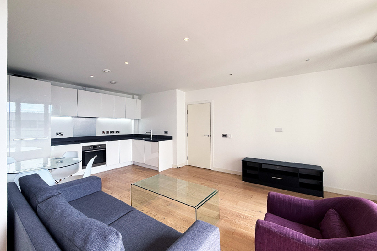 2 bedroom Apartment To Let