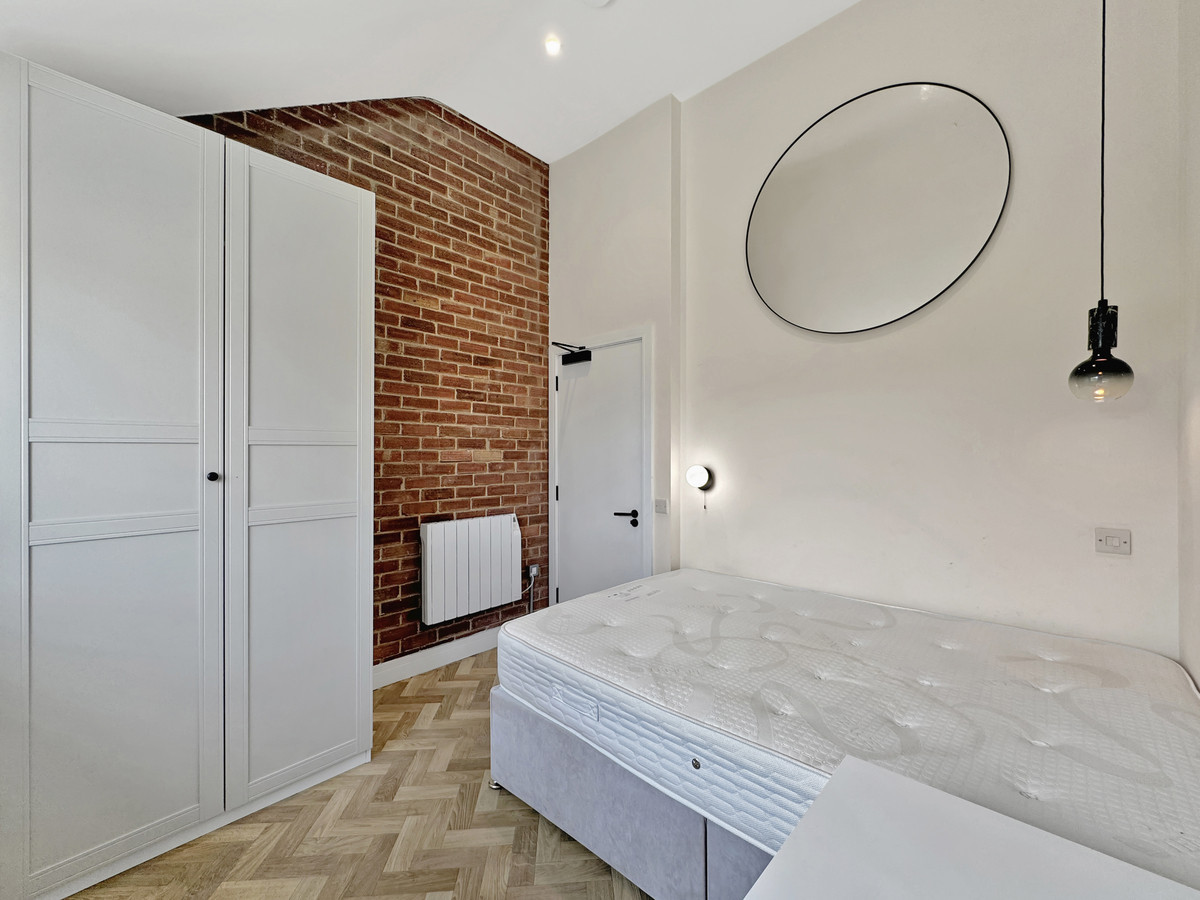 1 bedroom House (unspecified) To Let