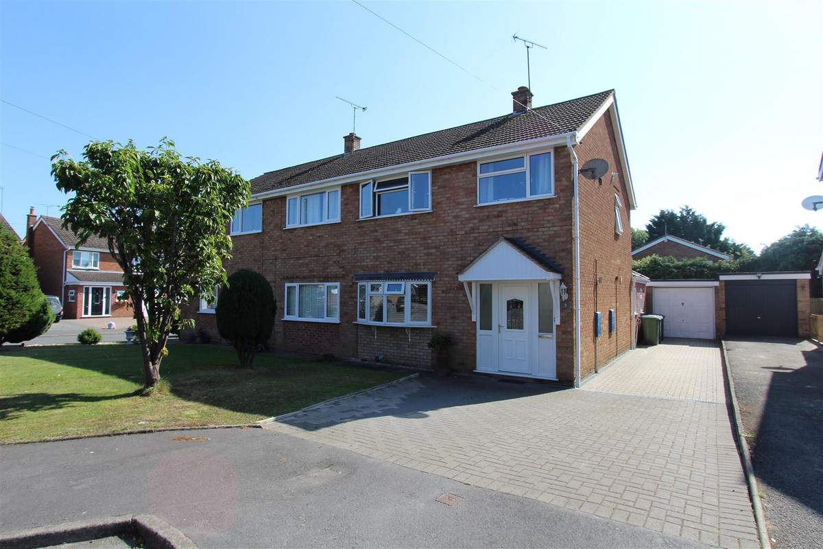 3 bedroom House (unspecified) For Sale