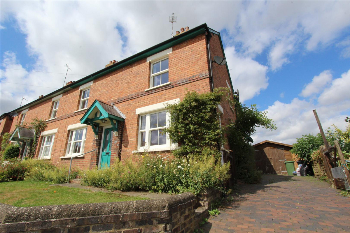 4 bedroom House (unspecified) For Sale