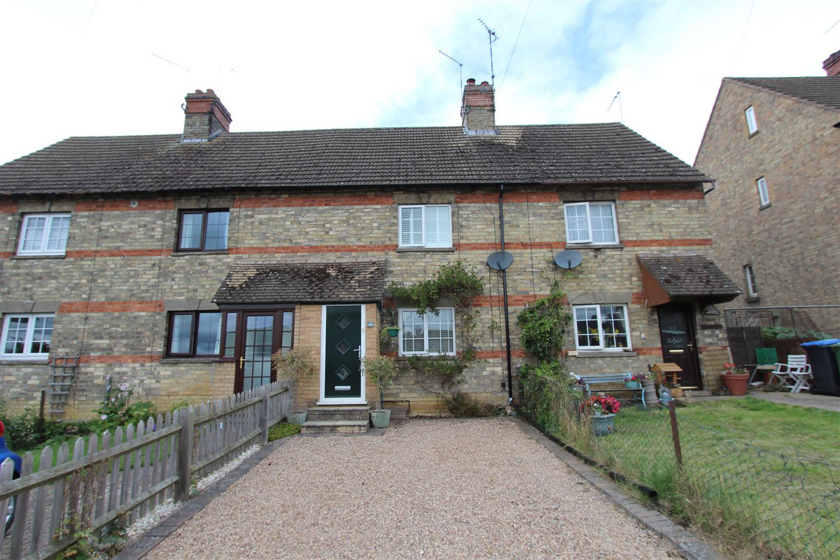 2 bedroom House (unspecified) For Sale