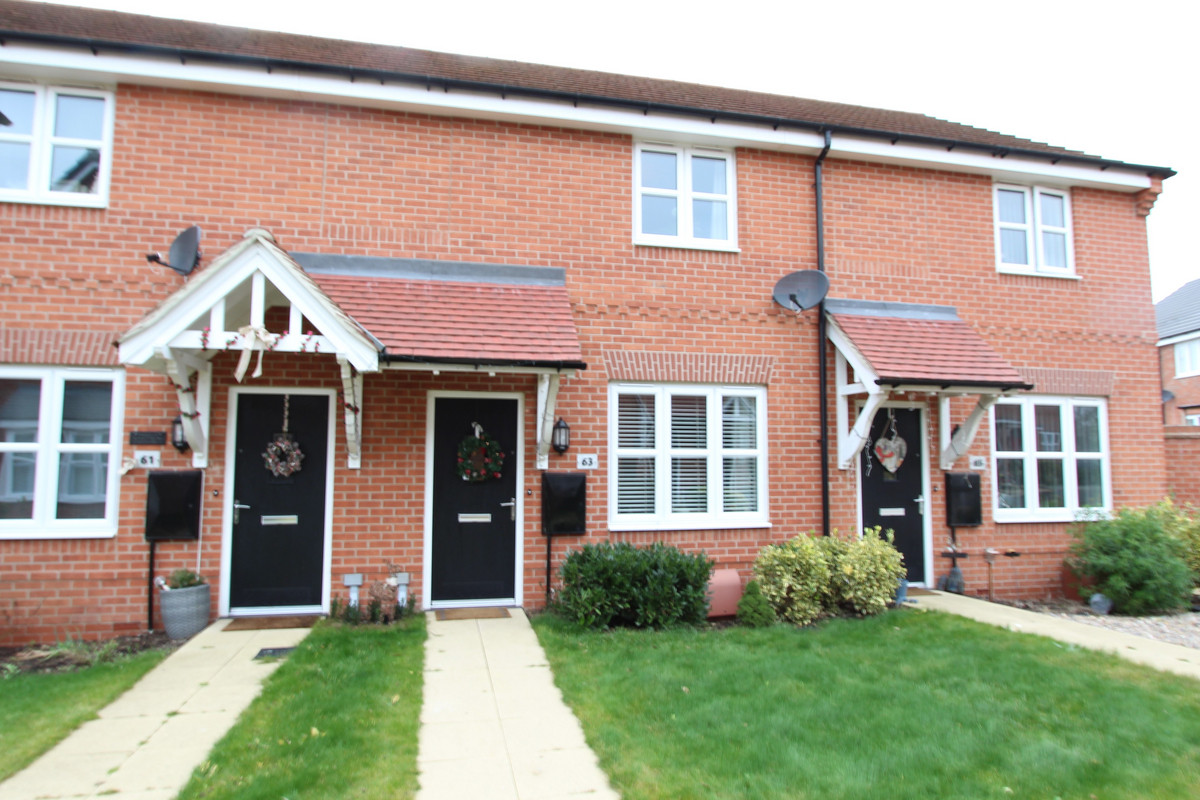 2 bedroom House (unspecified) For Sale