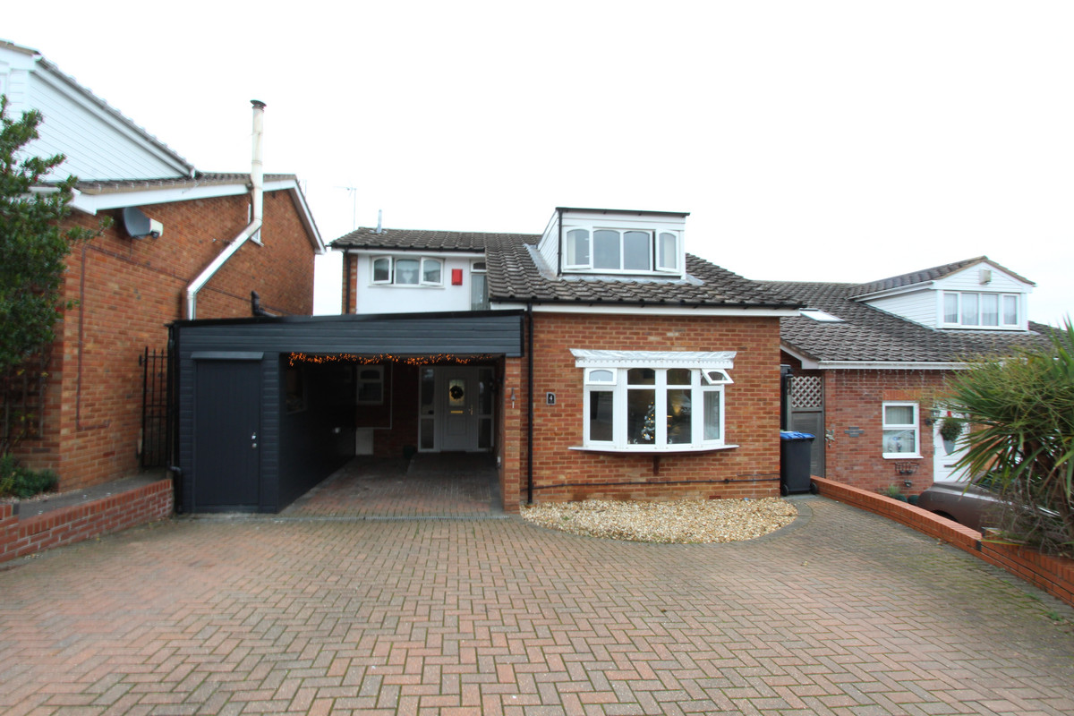 3 bedroom House (unspecified) For Sale