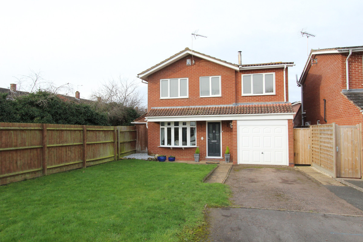 5 bedroom House (unspecified) For Sale