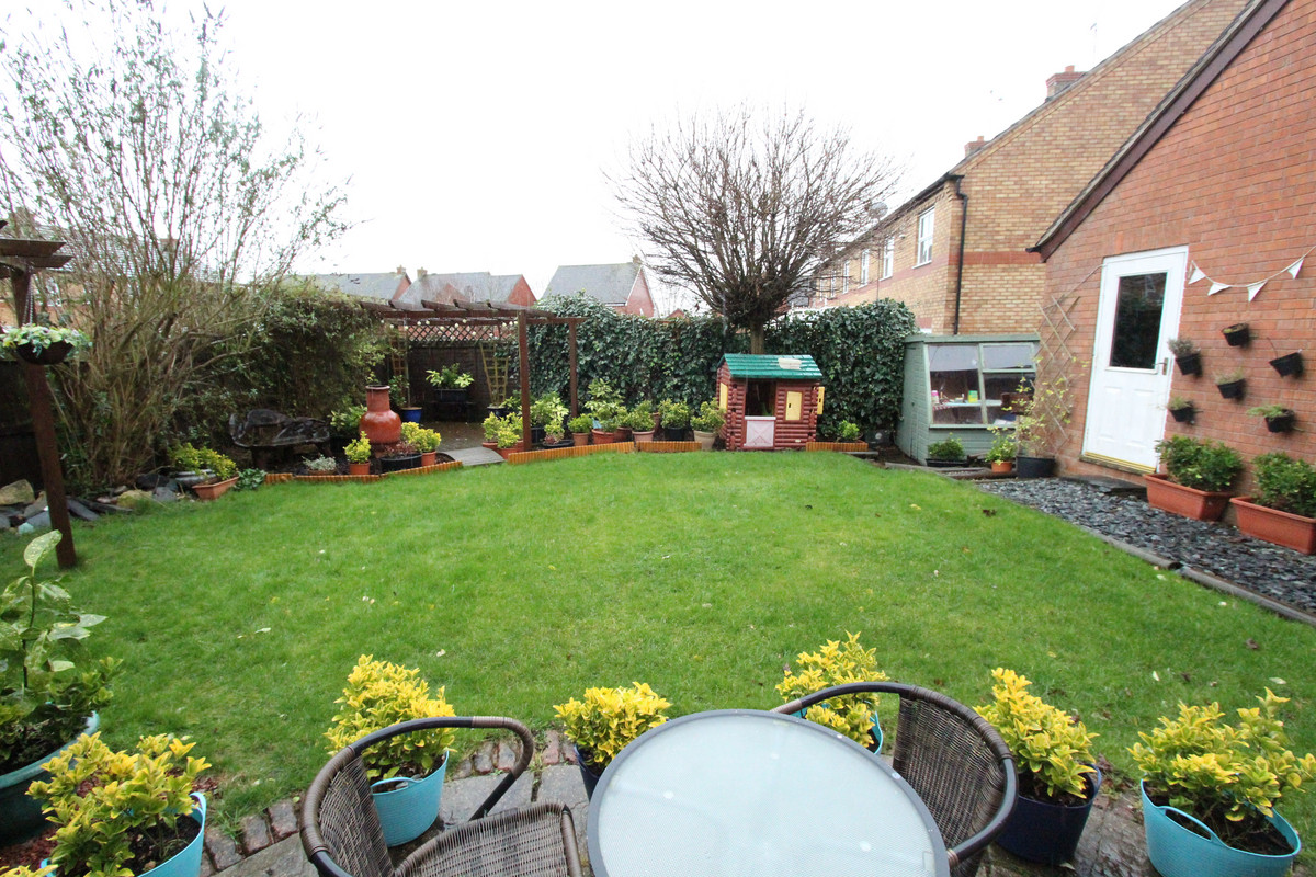 4 bedroom House (unspecified) For Sale