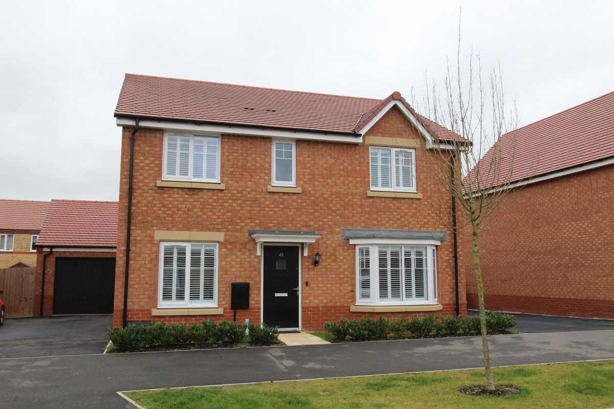 4 bedroom Detached house For Sale